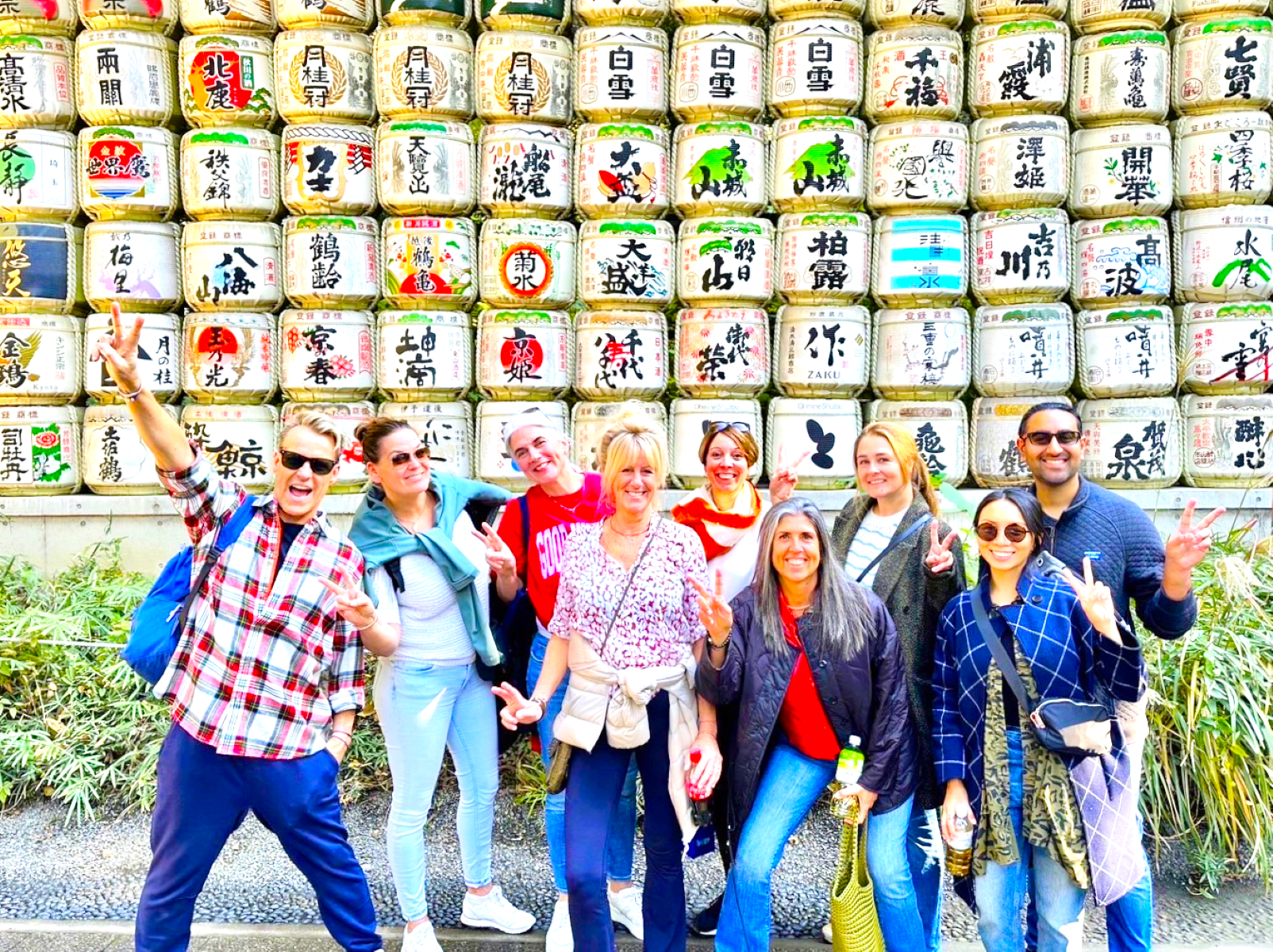 Complete Tokyo Tour: Explore 15 Must-See Sights and Hidden Gems